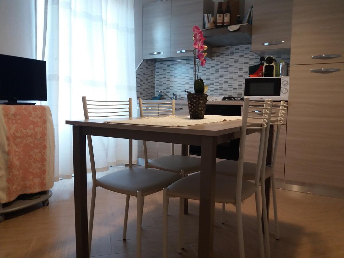 Appartamento Casa Ilaria Arzachena Ngoại thất bức ảnh